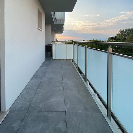 Residence Каорле Екстер'єр фото